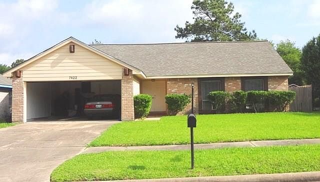 1st image of 7422 Castleview Ln