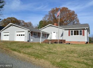 7020 Token Valley Rd, Manassas, VA 20112