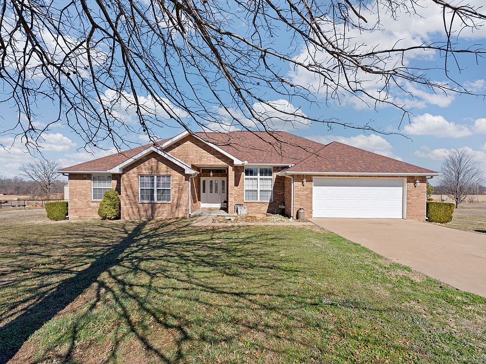 1st image of 63940 E 297th Ln