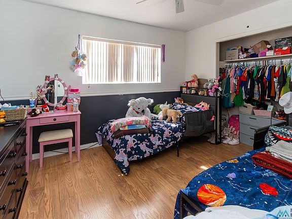 5th image of 2004 Solana Rd