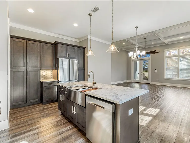 4072 Biltmore Ave — Photo 21