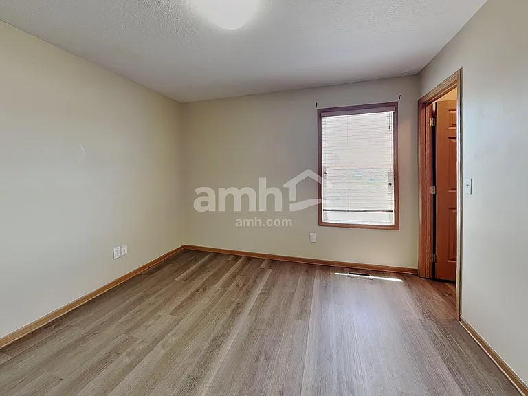 485 Sycamore Creek St — Photo 16