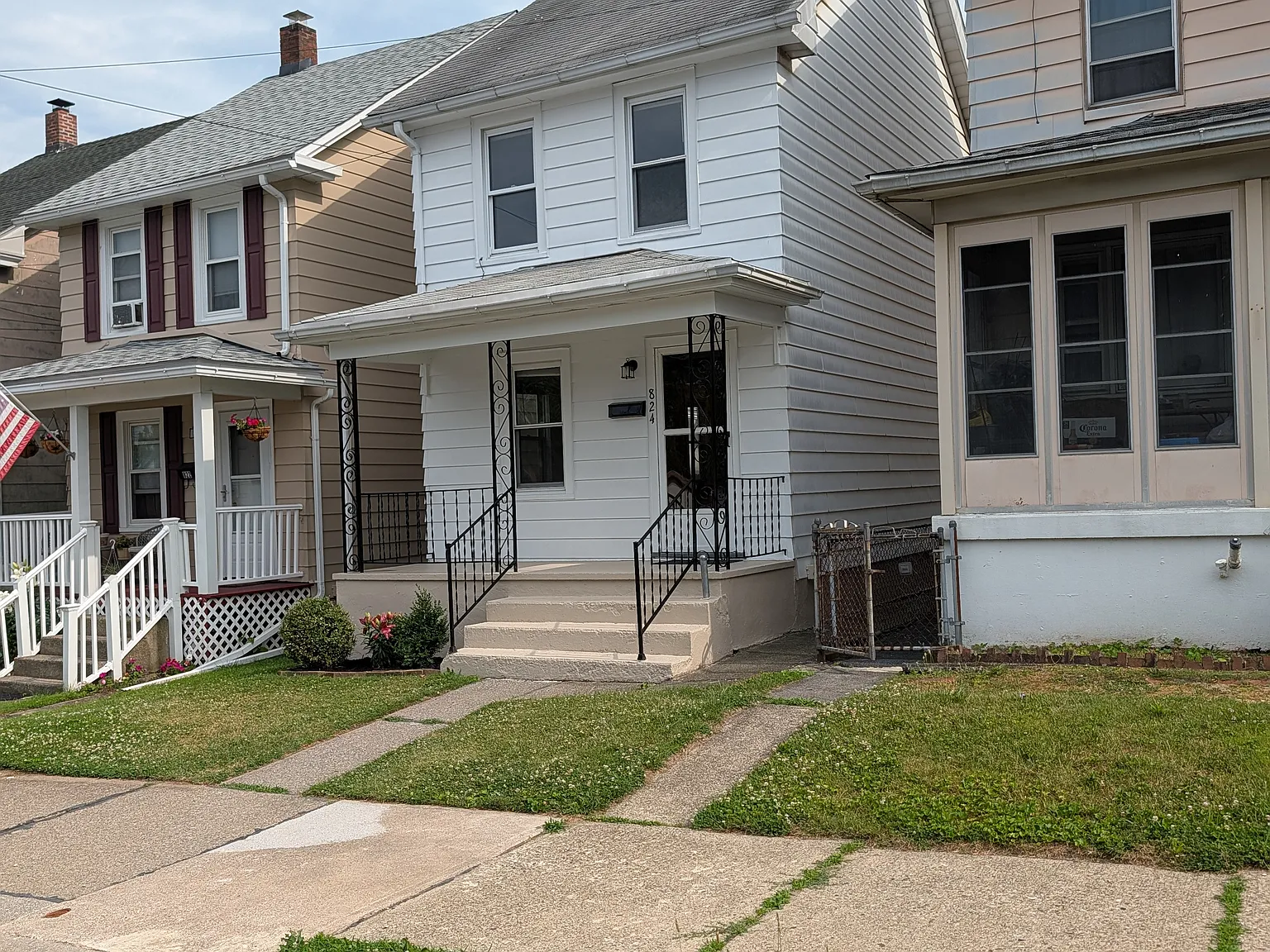 3 bed, 1108 sqft, $1,825 — Photo 2