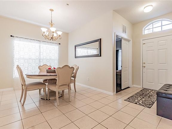 3rd image of 2919 Banyan Hill Ln