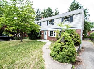 424 Macfarlane Dr, Pittsburgh, PA 15235