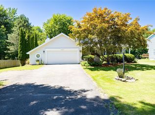 3693 Stalker Rd, Macedon, NY 14502