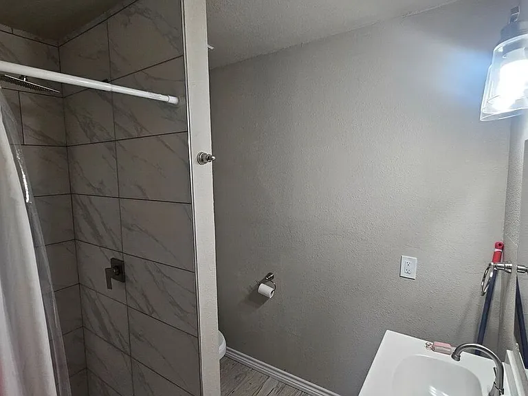 1408 Westway Dr — Photo 11