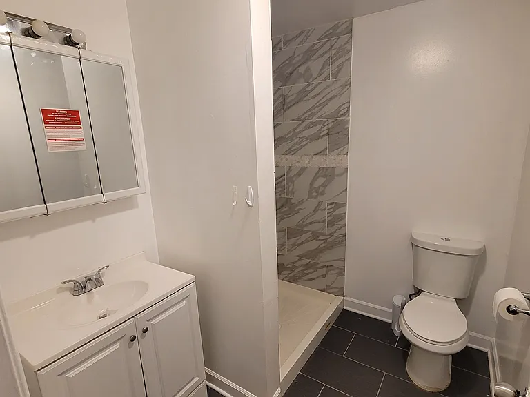 2228 S Sawyer Ave #LL — Photo 4