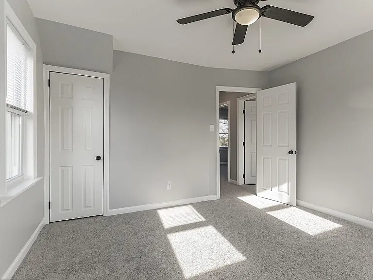 1307 Grant Ave — Photo 16