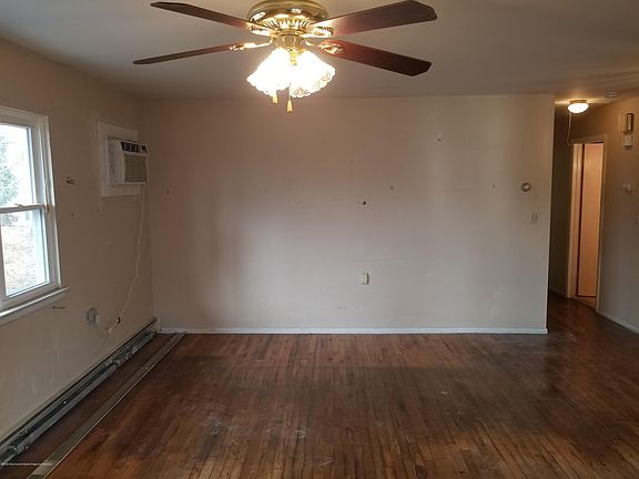 4th image of 1860 Mount Juliano Ln