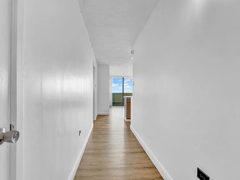 1020 15th St #29B — Photo 3