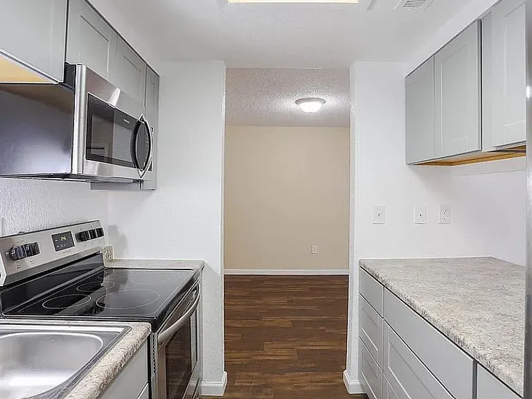 12163 Melody Dr #103 — Photo 7