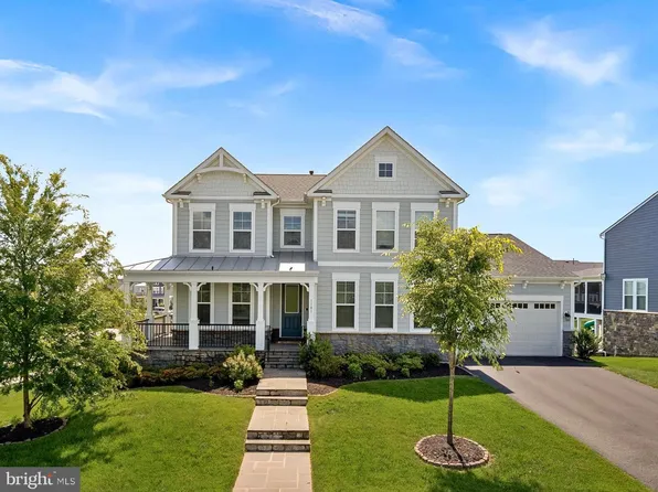 1101 Athena Dr SE, Leesburg, VA 20175