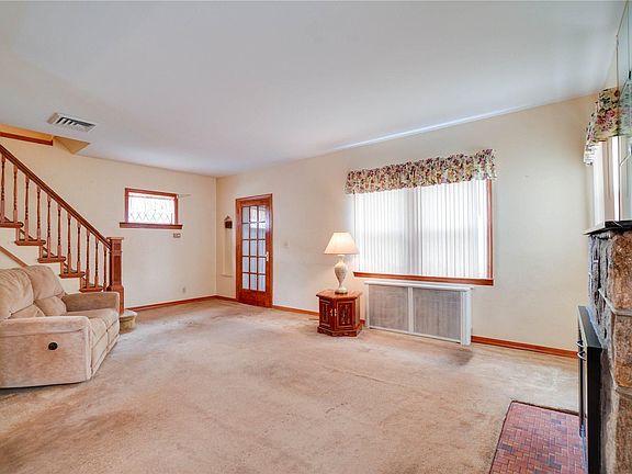 4th image of 89-46 221st Pl