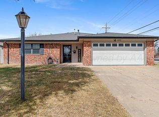 6000 Gainsborough Rd, Amarillo, TX 79106