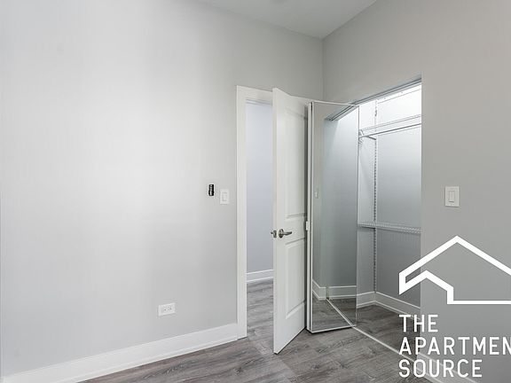 4th image of 1-1320 W Birchwood Ave #1