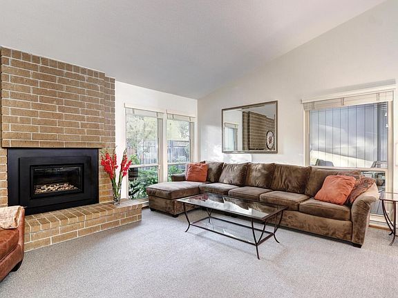 2nd image of 3029 Sand Dollar Way