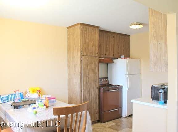 5th image of 330 Annapolis St W APT 11