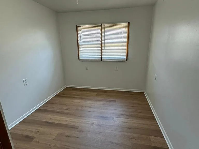 Unit Photo