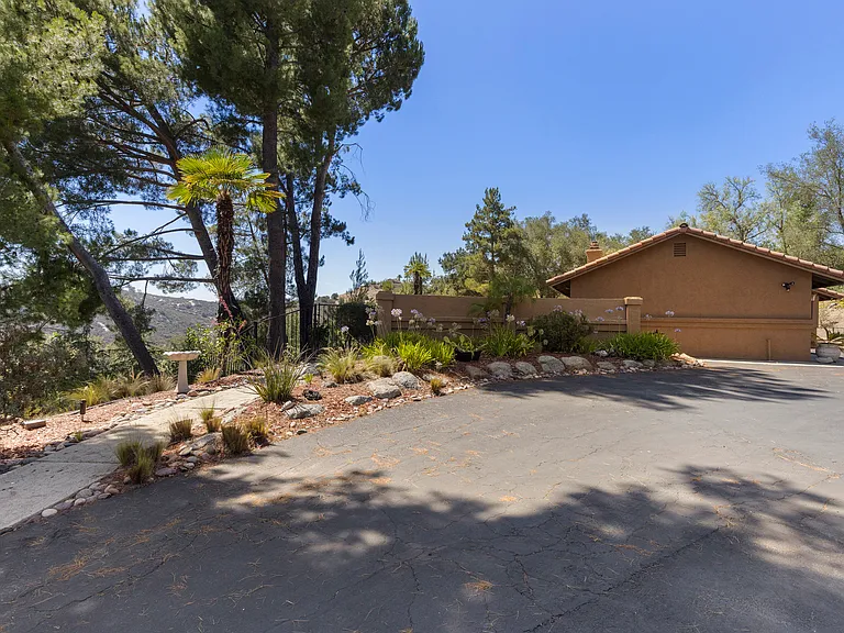 29036 Miller Rd — Photo 11