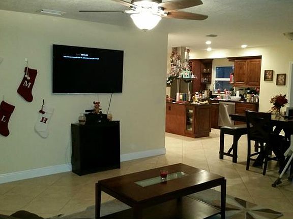 5th image of 7502 Mayfair Ct