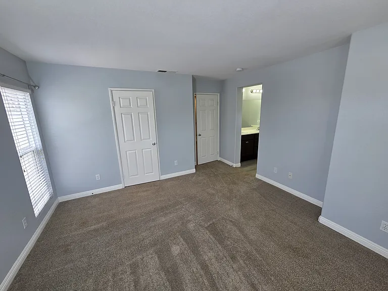 1467 Normandy Dr — Photo 19