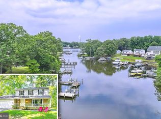 7821 Cedrela Dr, Pasadena, MD 21122