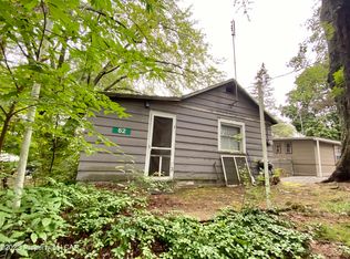 62 Cone Ln, Hawley, PA 18428