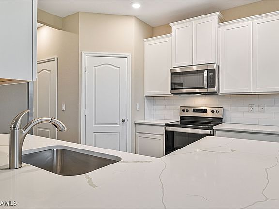 2nd image of 402 SE 7th St