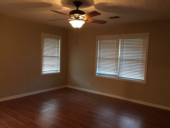 5th image of 7917 N Killarney Dr