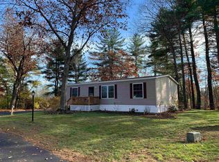 50 Seasons Ln, Rochester, NH 03867