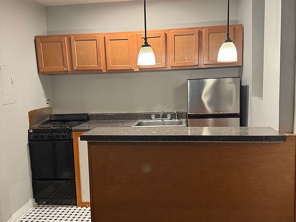 2nd image of 6726-4 N Glenwood Ave #G1
