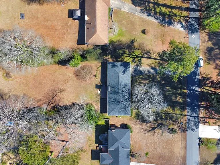 909 Rosedale Dr — Photo 33