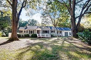 1st image of 425 Rehobeth Rd