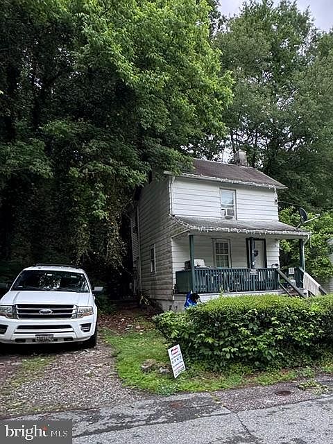 1st image of 14 Race St