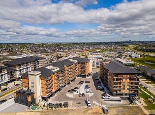 70 Park Pl E #2-409, Winnipeg, MB R3P 1C5