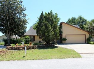 2305 Flaming Arrow Dr, Lakeland, FL 33813