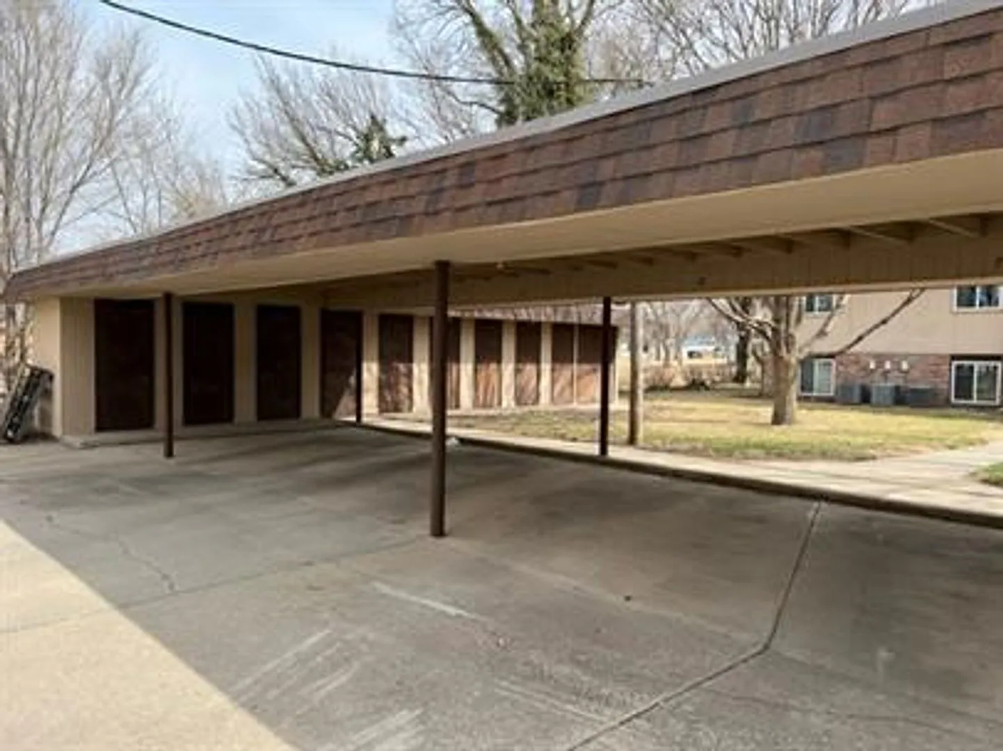 515 North Ash Street — Photo 2