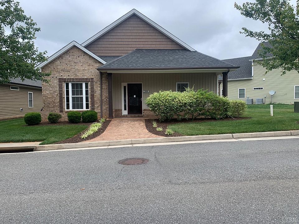 1st image of 309 Capstone Dr