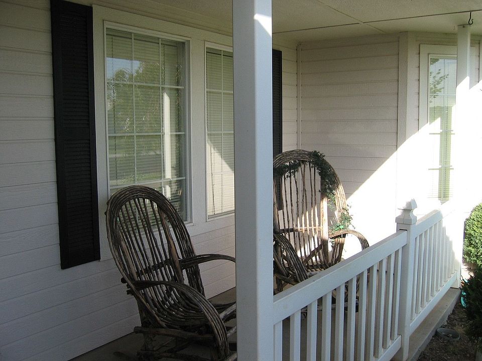 2nd image of 1382 W Gander Dr