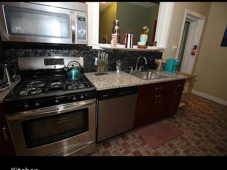 806 S 49th St #1 — Photo 7