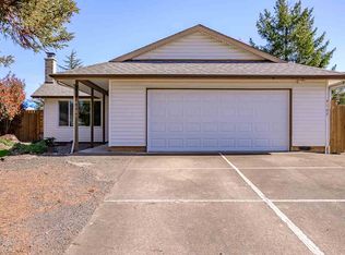 4107 Columbus St SE, Albany, OR 97322