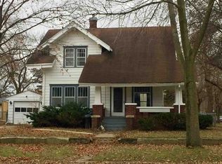 131 9th St NW, Mason City, IA 50401