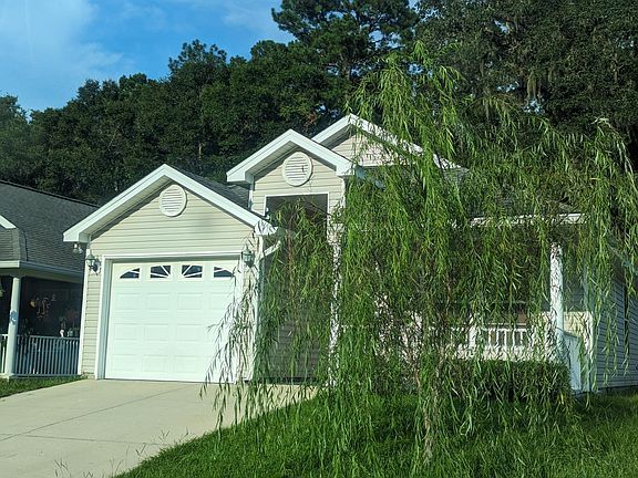 2nd image of 1433 Crescent Hills Dr