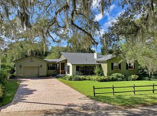 1208 S Pine Lake Dr, Tampa, FL 33612