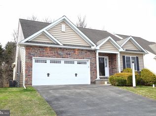 185 Waypoint Dr UNIT 236, Lancaster, PA 17603