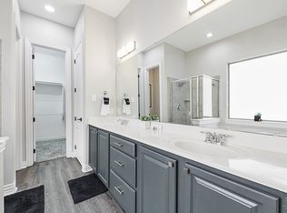 1460 Bristol Ln, Lewisville, TX 75077