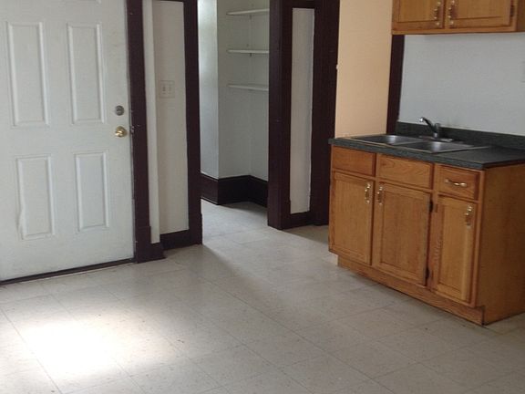 4th image of 3167-69 N Holton St #3167