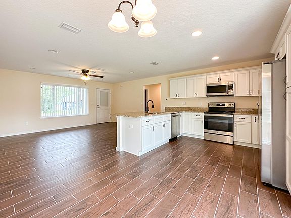 4th image of 2680 SW 156th Lane Rd