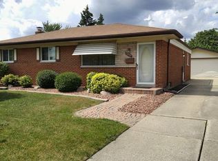 12939 Pomona Dr, Sterling Heights, MI 48312